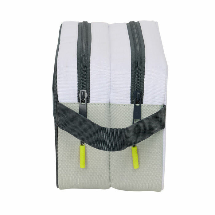 Neceser de Viaje Real Madrid C.F. Blanco Deportivo 26 x 15 x 12.5 cm